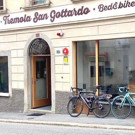 ホテル Bed&Bike Tremola San Gottardo アイロロ エクステリア 写真